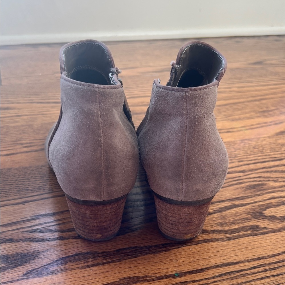 Good🎉 condition BLONDO Villa Ankle Boots in mushroom suede, size 8. WATERPROOF!🎉 - Picture 3 of 11